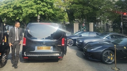 企业活动接待用车